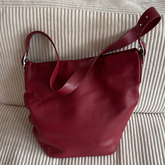 Coach Handbags - Vintage Coach bucket bag